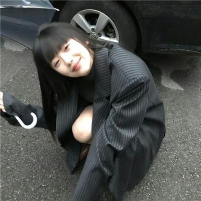 《某网红夫妻被曝各玩各的，合体直播只为还房贷》配图